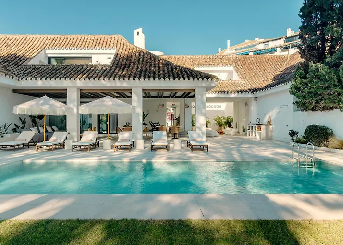 Anfitrion & ماربيا