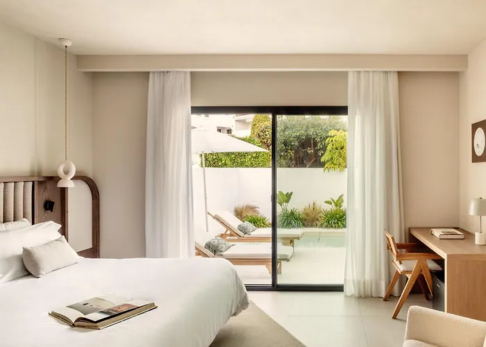 Anfitrion & ماربيا