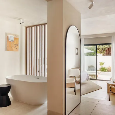 Anfitrión Villas&suites *